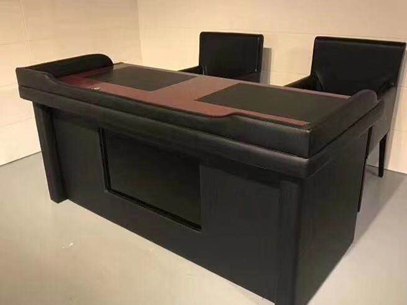 不同材質(zhì)犯人審訊椅的操作是否一樣呢？